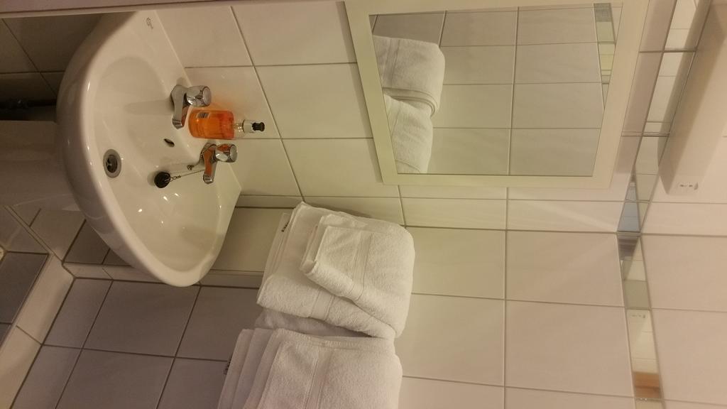 يورك Warrens Guest House الغرفة الصورة